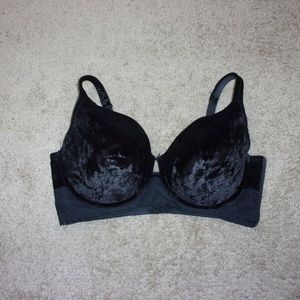 Cacique Intimates & Sleepwear - Cacique Velvet Bra Black 42DDD Cacique Intimates & Sleepwear - Cacique Velvet Bra Black 42DDD
